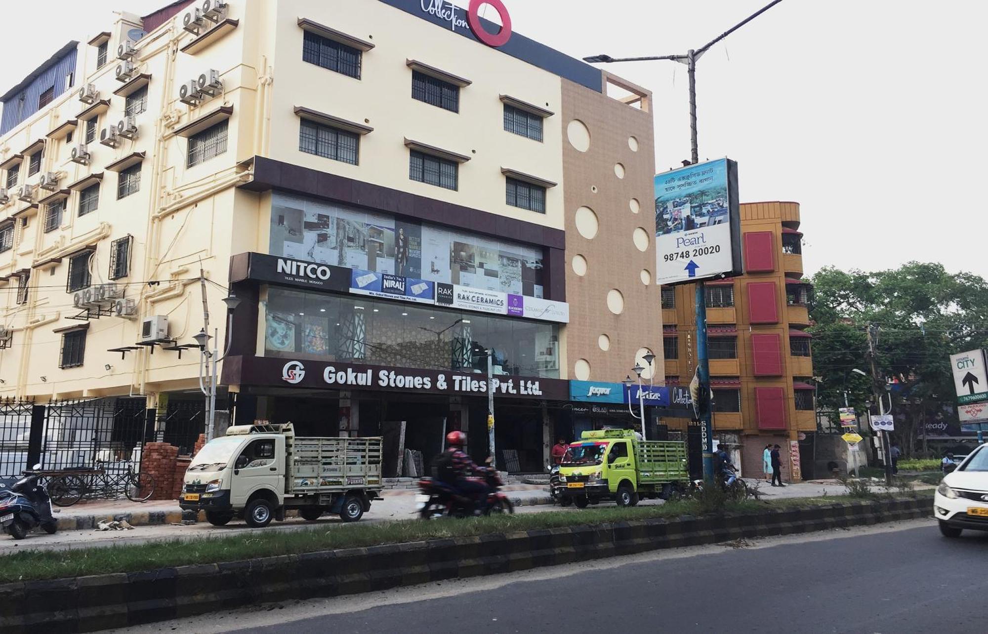 Super Collection O Gokul Residency Near Emami City Dumdum Opposite Raja Palace Hotell Dum Dum Exteriör bild