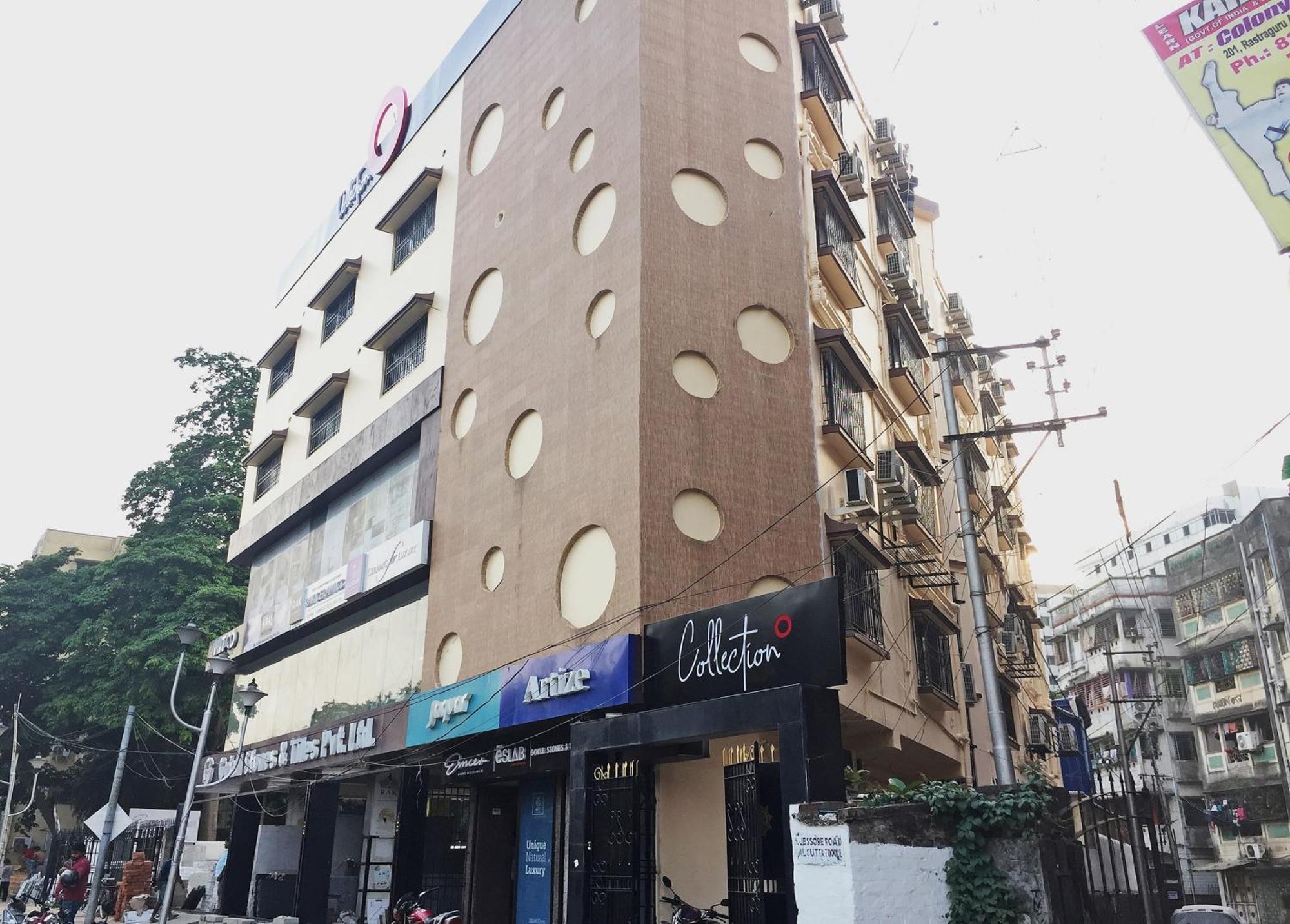 Super Collection O Gokul Residency Near Emami City Dumdum Opposite Raja Palace Hotell Dum Dum Exteriör bild